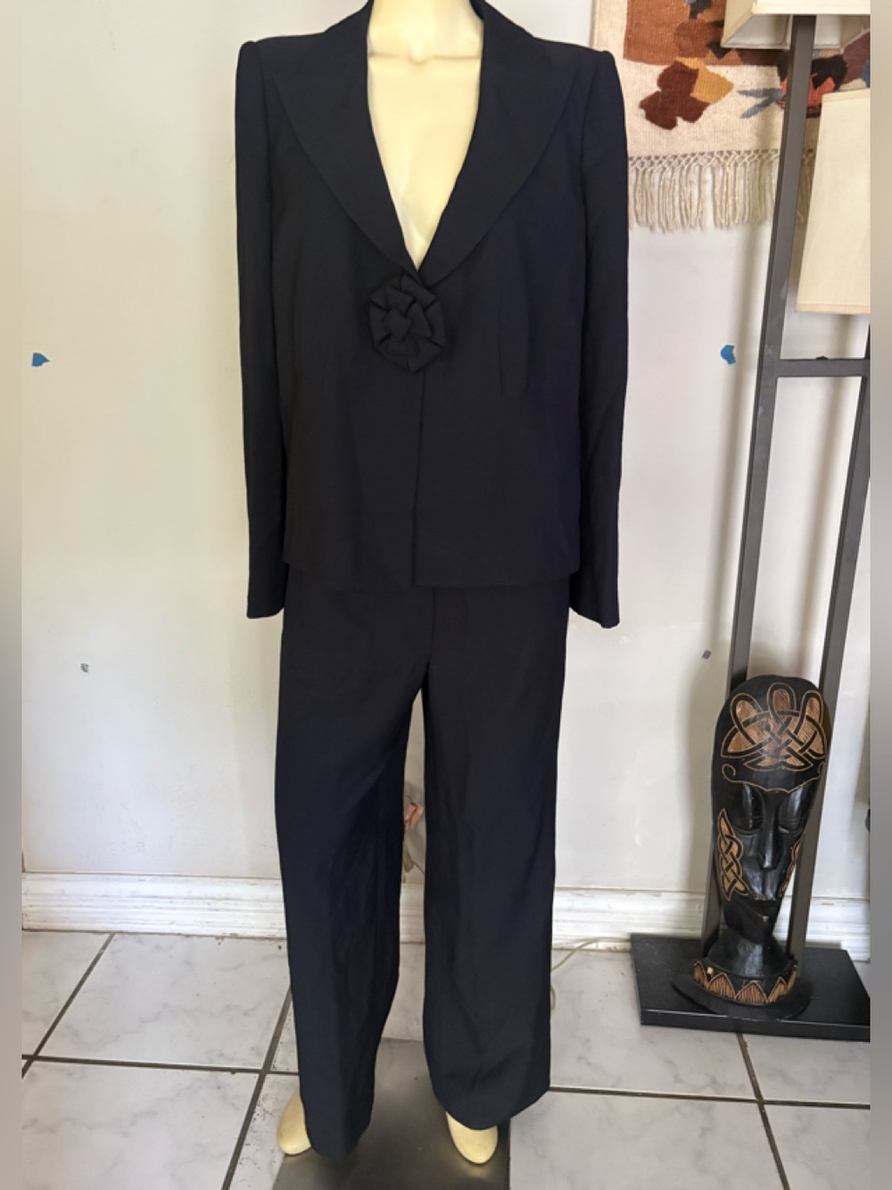 Armani Collezioni Black Rosette Front Women's Two-Piece Suit Size 12